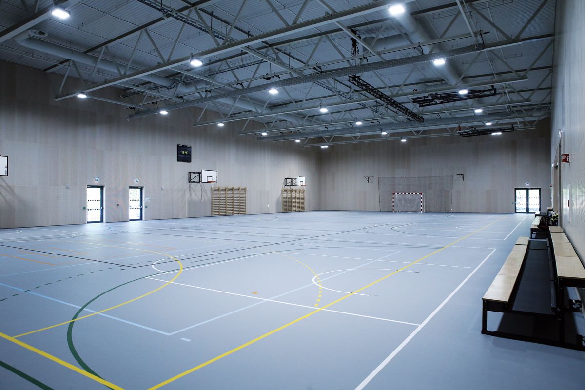 Kolvikbakken ungdomsskole og idrettshall 17